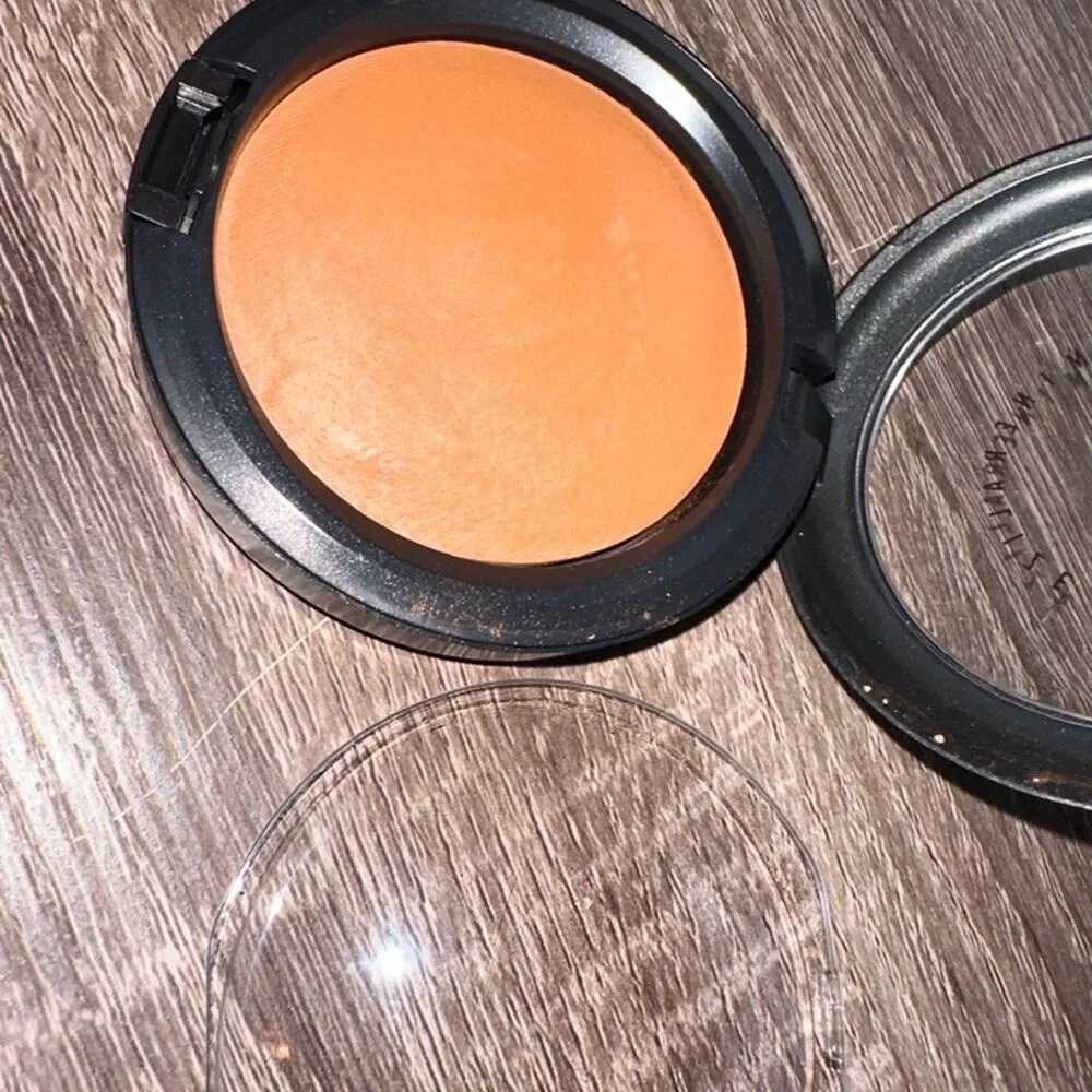 MAC Cosmetics DARK DEEP‎ MINERALIZE SKINFINISH NATURAL